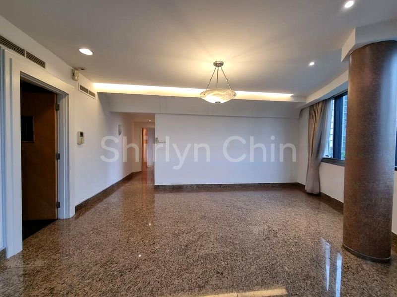4 Bed Condo for Rent in  Grange 70 - Image 6
